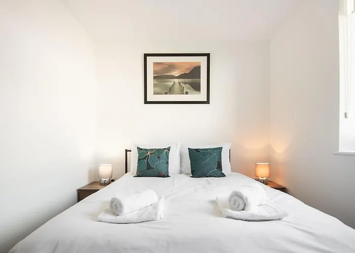 Lejlighed Smart 1 Bedroom In With Parking *